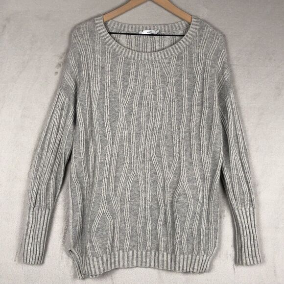 VINCE Wool Cashmere Sweater Sz M Gray Long Sleeve Split Waist - Picture 1 of 12